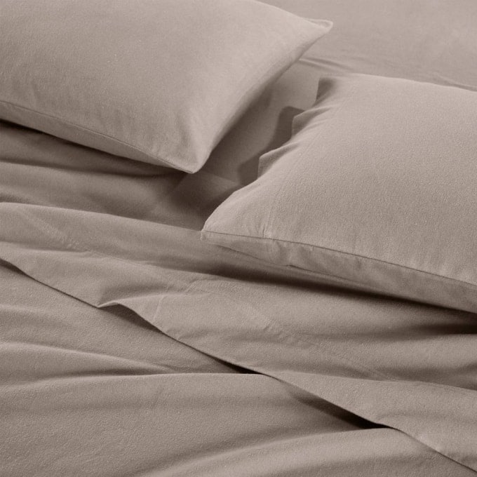 Sheets and Pillowcases
